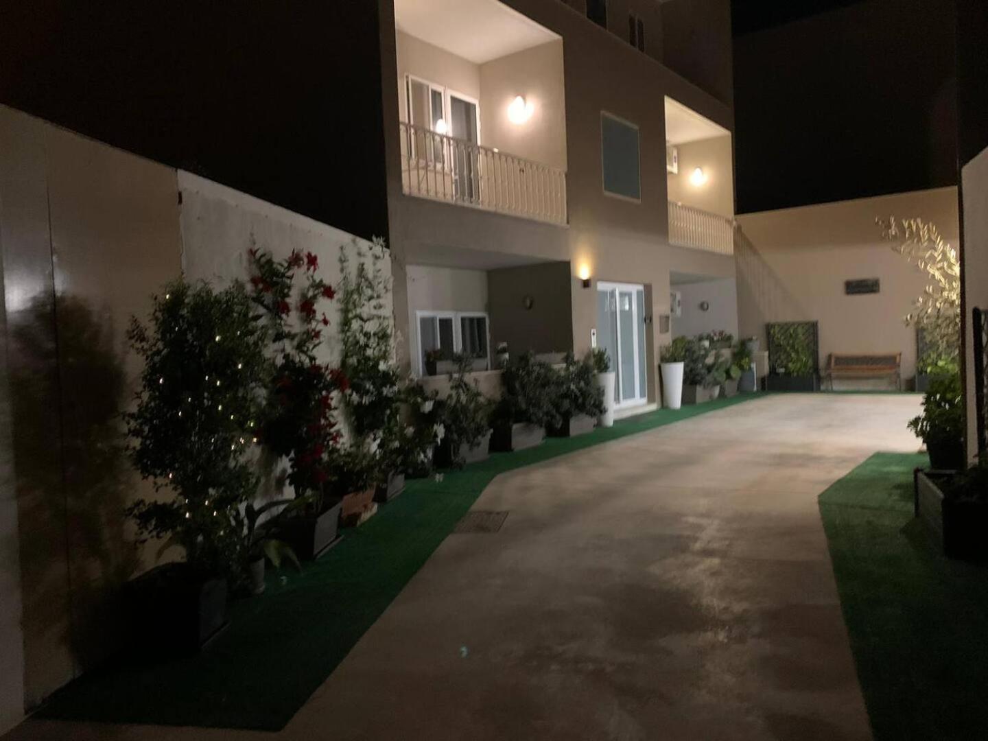 Fl 1 Ta'Lonza Luxury With Hot Tub By Homely Mellieħa Eksteriør billede