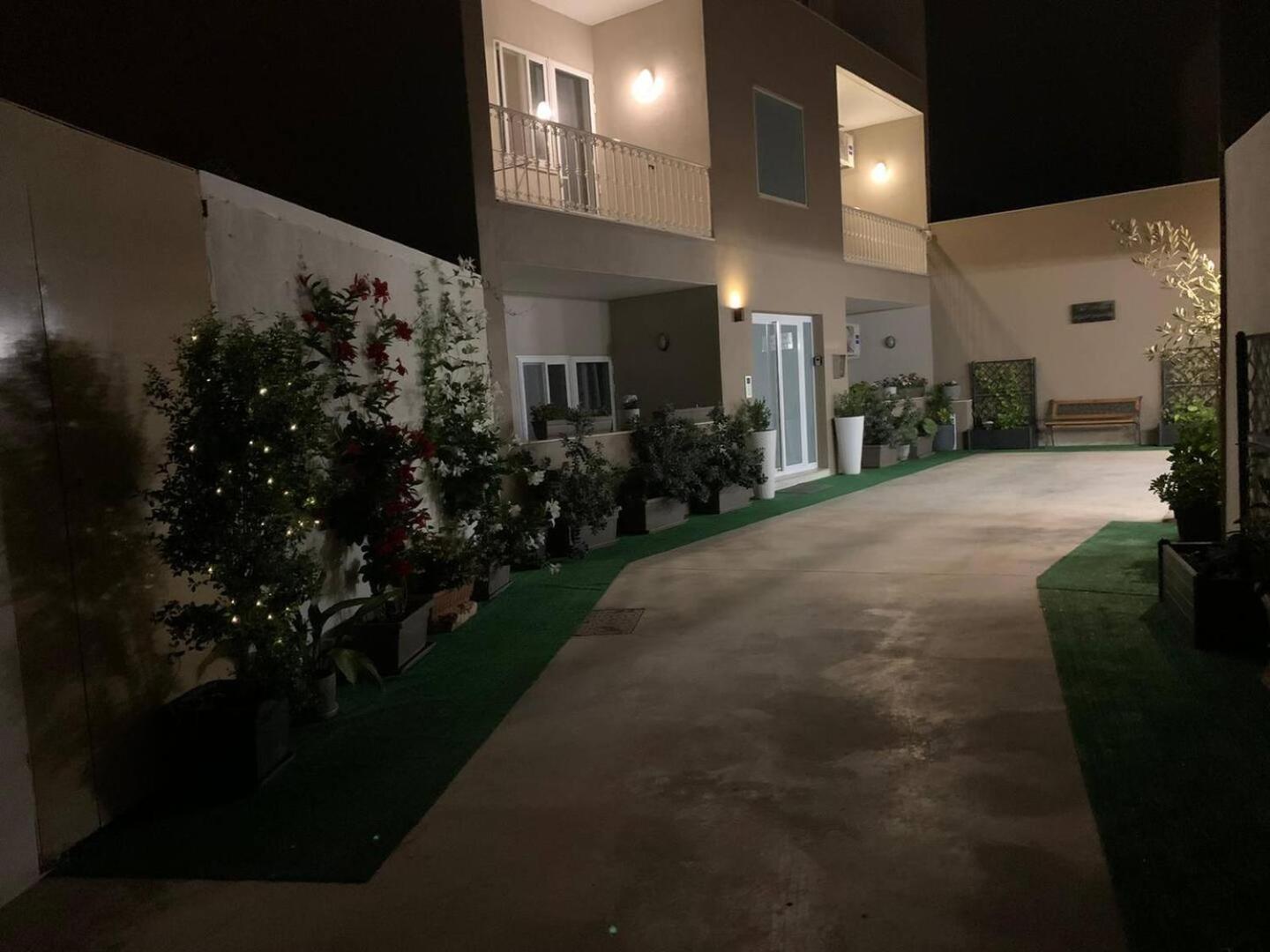Fl 1 Ta'Lonza Luxury With Hot Tub By Homely Mellieħa Eksteriør billede
